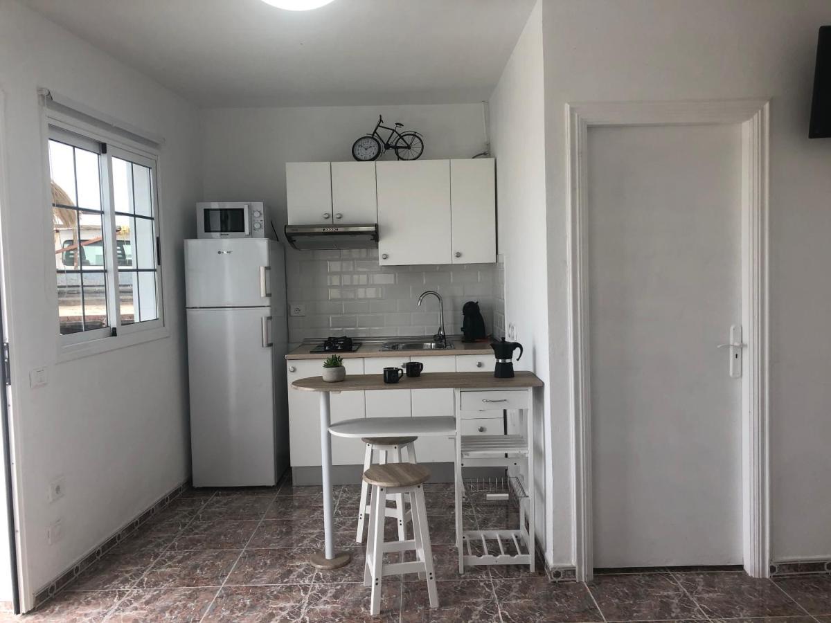 Apartamentos Elena Lajares Bagian luar foto