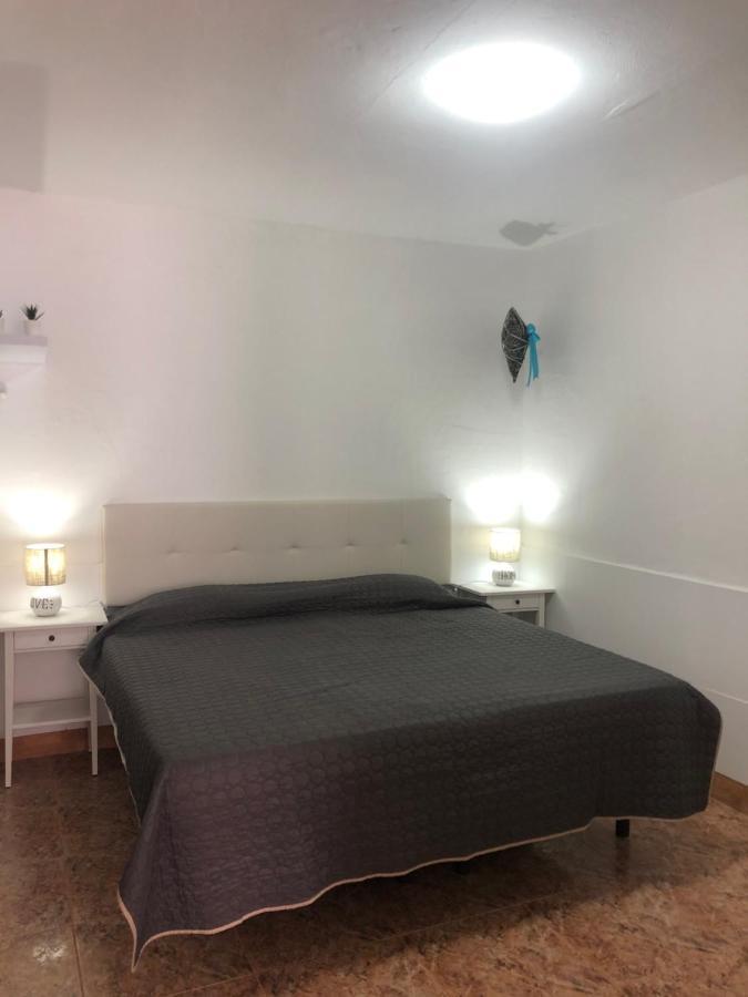 Apartamentos Elena Lajares Bagian luar foto