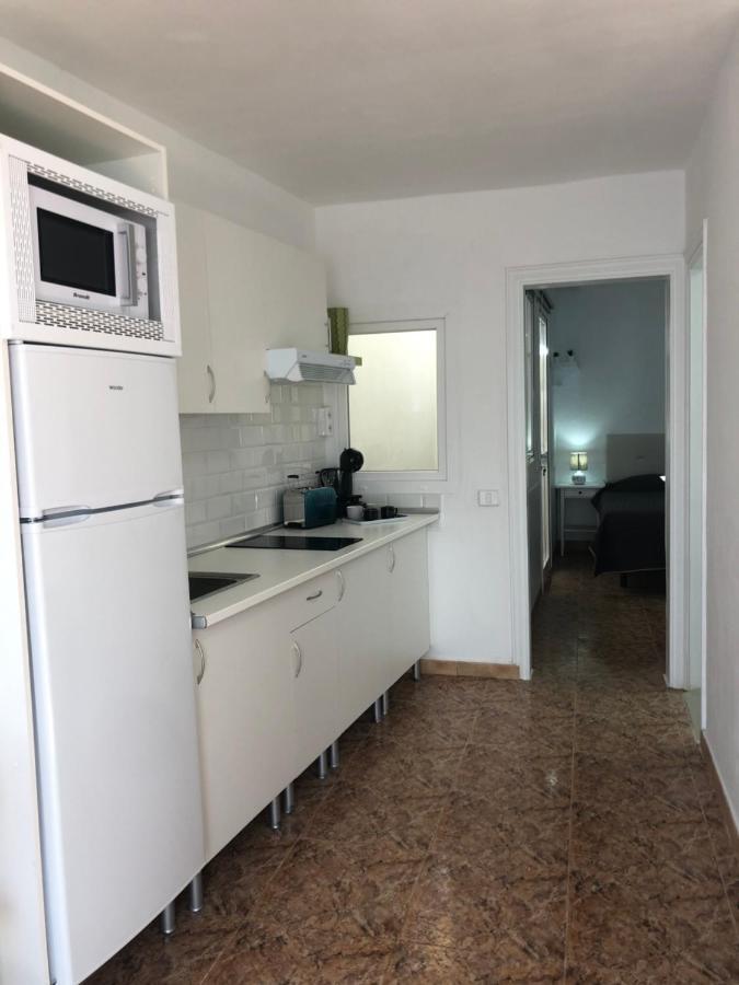 Apartamentos Elena Lajares Bagian luar foto