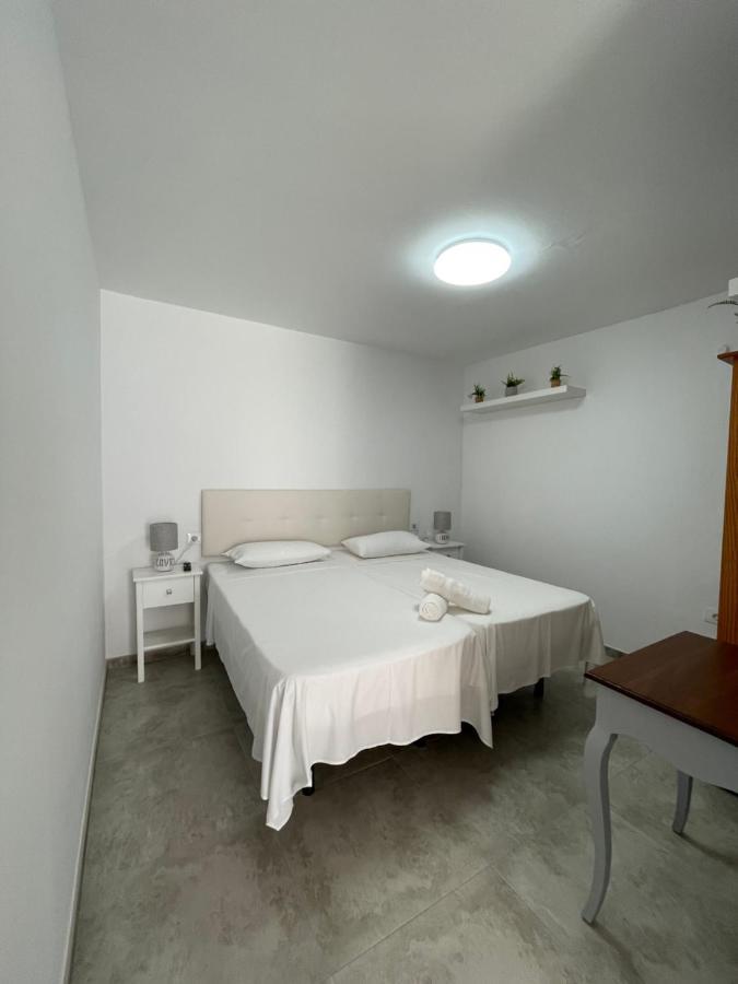 Apartamentos Elena Lajares Bagian luar foto