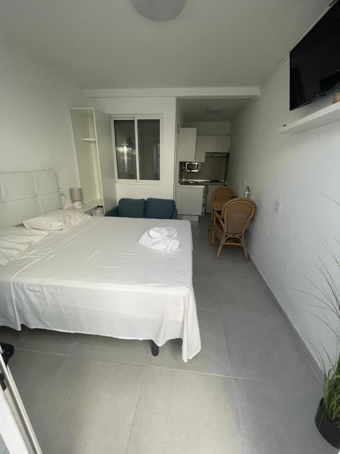 Apartamentos Elena Lajares Bagian luar foto