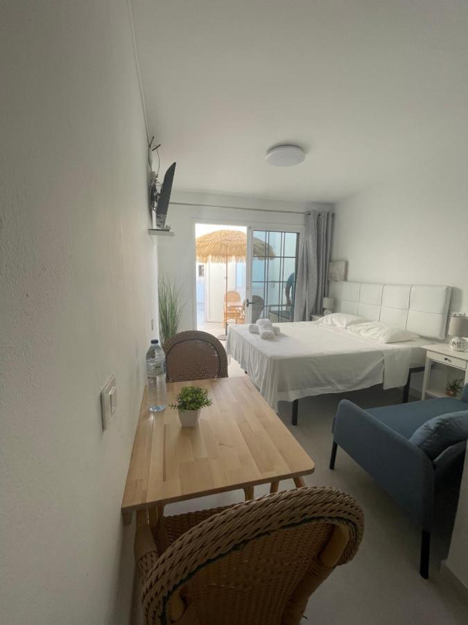 Apartamentos Elena Lajares Bagian luar foto