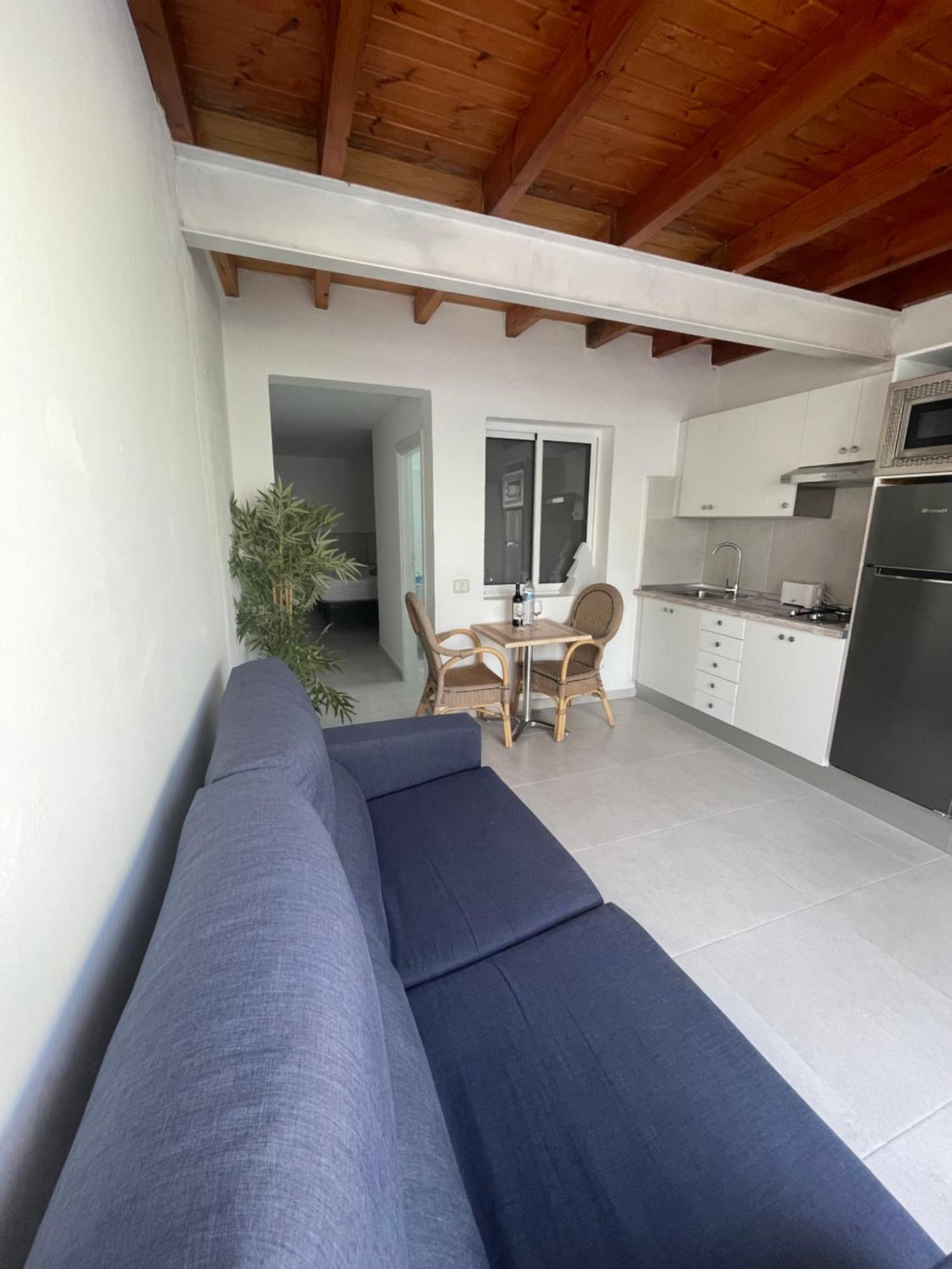 Apartamentos Elena Lajares Bagian luar foto