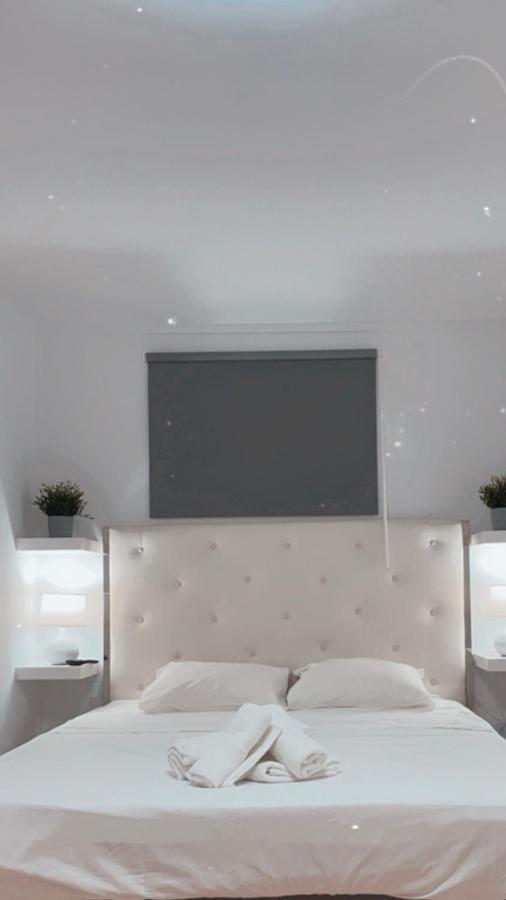 Apartamentos Elena Lajares Bagian luar foto